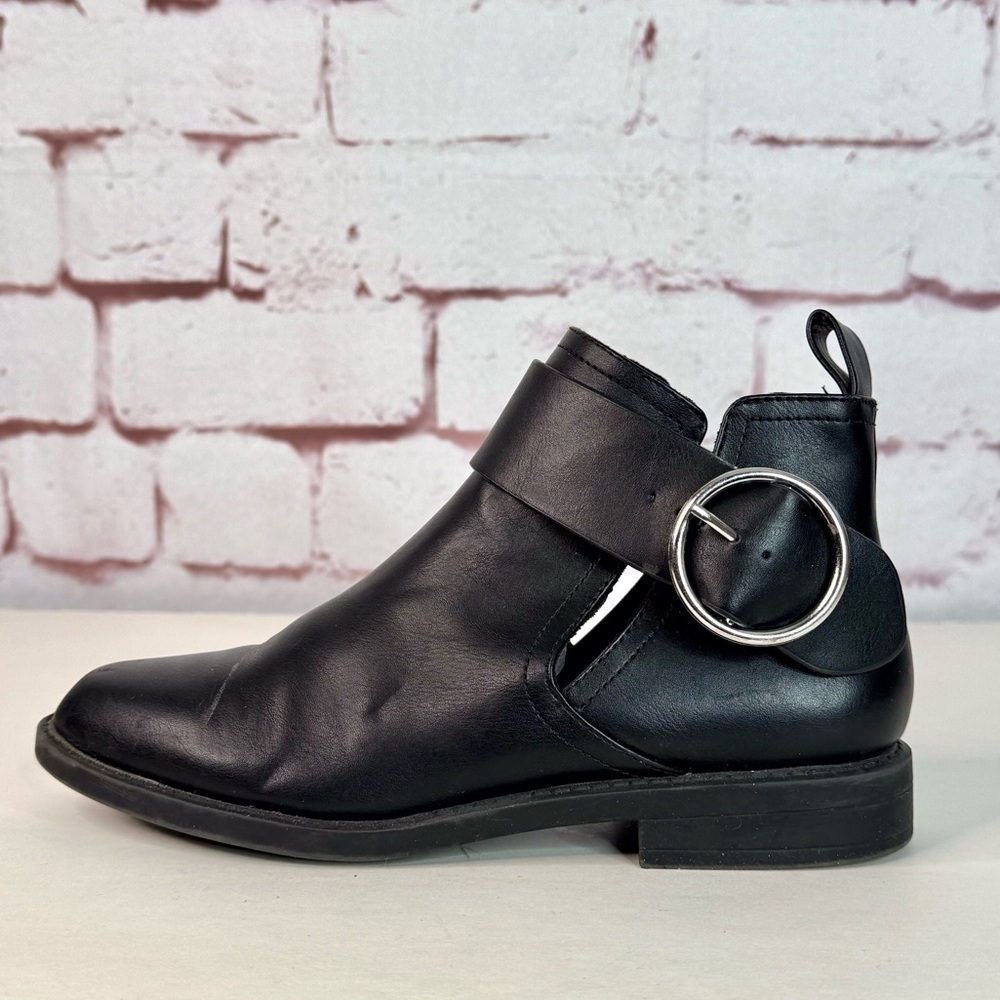 H&M Divided Faux Leather Black Cut-out Low Heel Moto Ankle Boot Size 5.5 - Picture 7 of 16